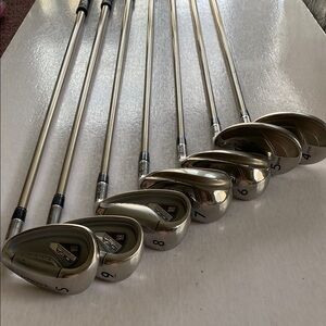 AdamsGolf IDEA a2 OS Women’s Hybrid Irons Set 4,5,6,7 Hybrid 8,9 irons and S